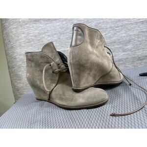 Stuart Weitzman Boots Womens Size 10.5M Brown Suede Wedge Ankle Booties Lace Up